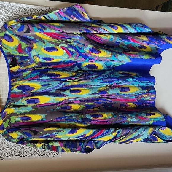 Trina Turk 100% pure silk‎ top Sz M - Picture 10 of 13